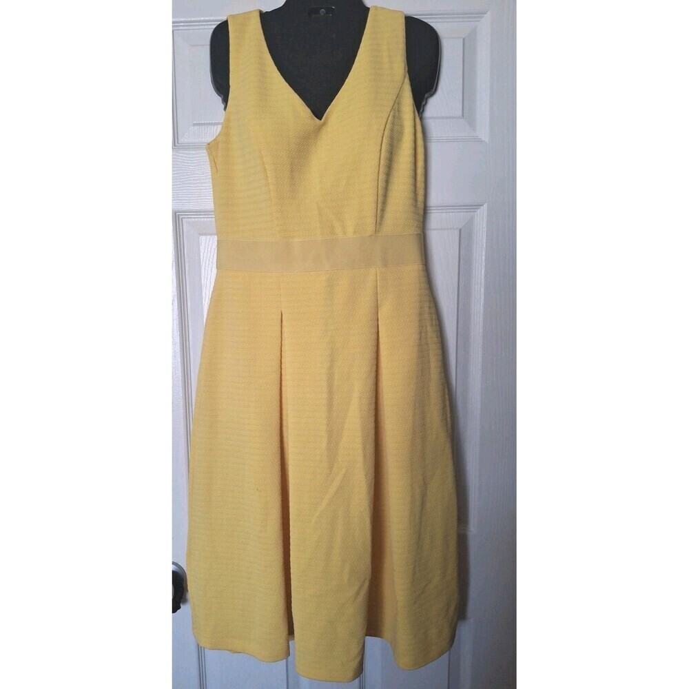 New York & Company A Line Dress Medium Yellow Sleeveless Dress Pockets Textured